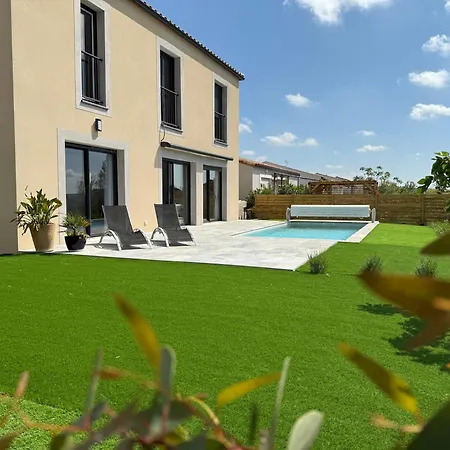 Villa La Maison Du Canal- 9 Pers- *